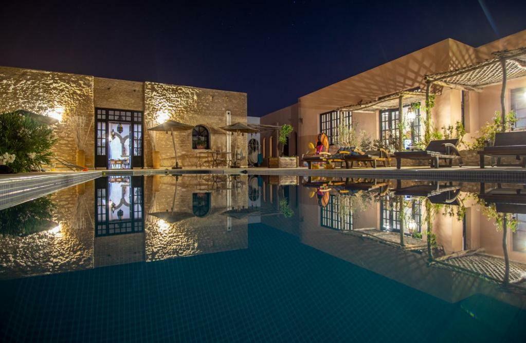 Hotel Libert'Art As-Sawíra Exteriér fotografie